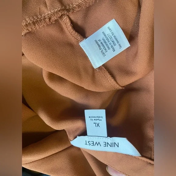 Nine West Elegant Tan Women's Twist Front Top - Picture 4 of 4